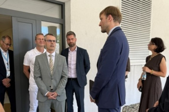 Ministr zdravotnictví navštívil nemocnice Krajské zdravotní