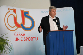 V projevu bývalého předsedy ČUS Jansty převládalo slovo "Děkuji"