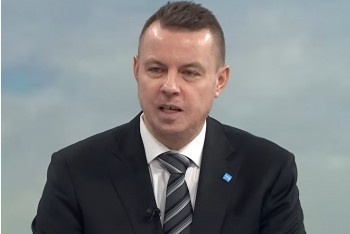 Evropa platí za cizí válku a Čína vítězí, říká Rajchl